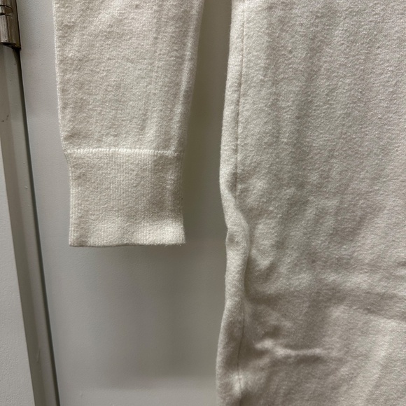 Long Sleeve Abercrombie & Fitch Sweater Dress - Picture 6 of 6